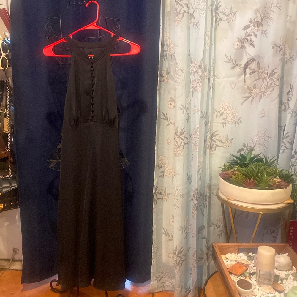 Brand new Lulus black dress.